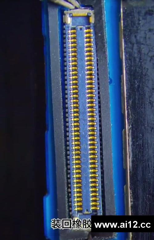 更换手机主板连接器 工业的魅力