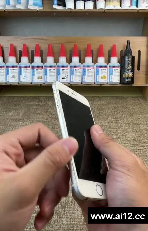 手机屏幕开胶翘屏漏光维修教程