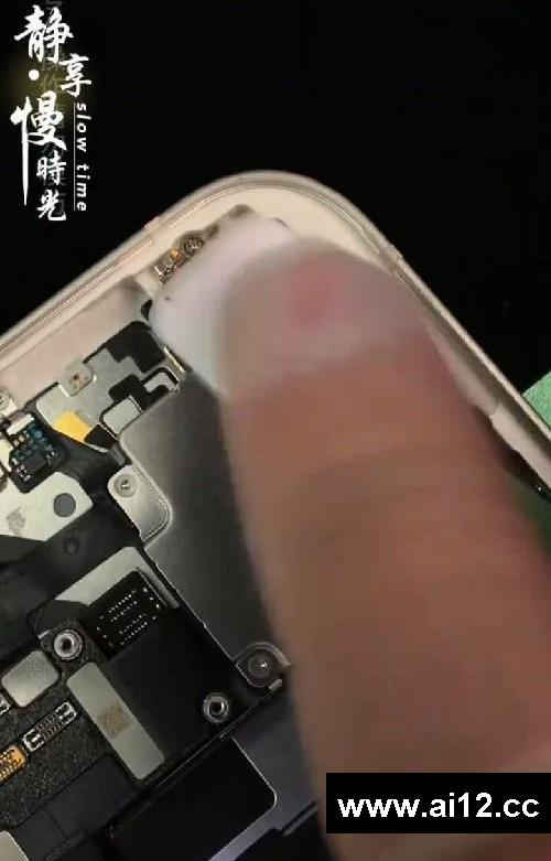 宝宝快进来,戴上耳机 解压时间到。