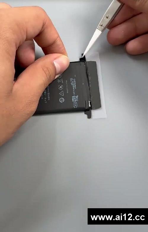 #遂宁手机维修 #世纪威锋 #修手机 换个电池多少米。换了能用多久?